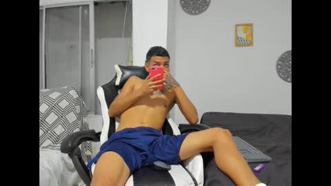Snapshot of lunay_bigcock420 chatting on 26, 9, 2025 lunay_bigcock420 online show from 26, 9, 2025
