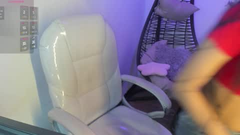 Snapshot of lunitaa18 chatting on 19, 11, 2025 V A L E R I A online show from 19, 11, 2025