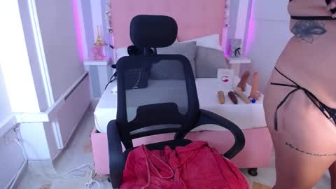 lunna_boobs20 online show from 8, 11, 2025