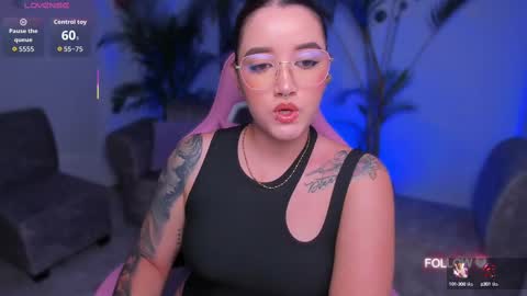 LUNA ROSE online show from 10, 9, 2025