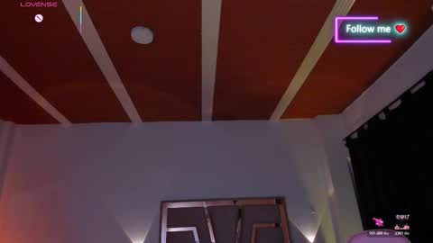 LUNA ROSE online show from 11, 2, 2026