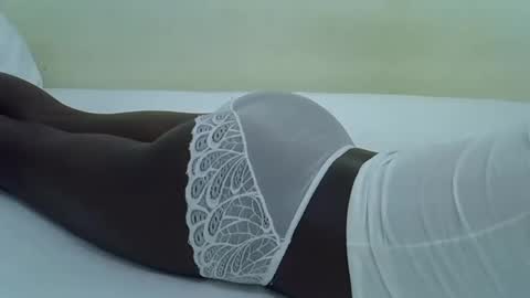 Snapshot of lupitah_ chatting on 11, 1, 2025 sweet girl online show from 11, 1, 2025