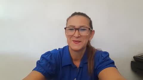 Snapshot of lupitavega_ chatting on 22, 12, 2025 Lupita online show from 22, 12, 2025