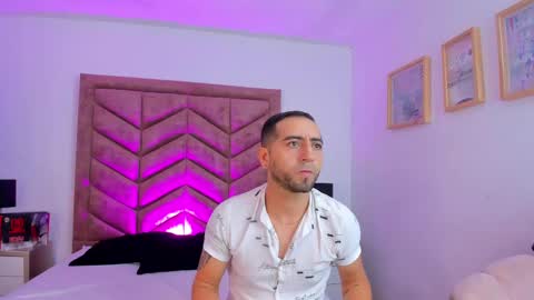 Lushian And Luna online show from 18, 9, 2025