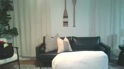 Kikithebaee online show from 22, 2, 2025