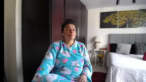 Snapshot of lust_mom chatting on 1, 7, 2026 Angela 3 online show from 1, 7, 2026