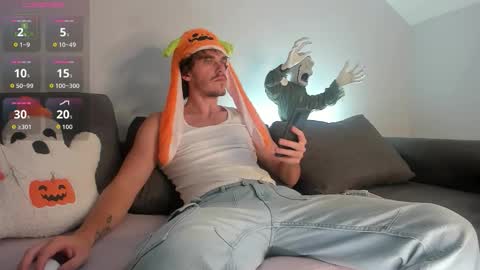 Snapshot of lustfullooking chatting on 19, 10, 2025 lustfullooking online show from 19, 10, 2025