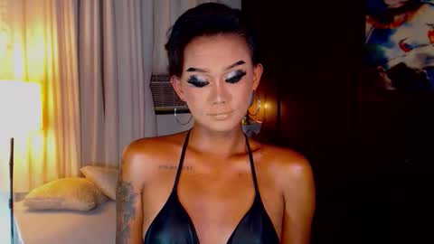 Snapshot of lustfulltrans chatting on 5, 5, 2026 AdriannaFowks online show from 5, 5, 2026