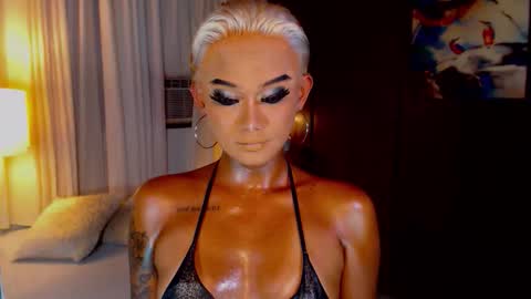 Snapshot of lustfulltrans chatting on 23, 5, 2026 AdriannaFowks online show from 23, 5, 2026