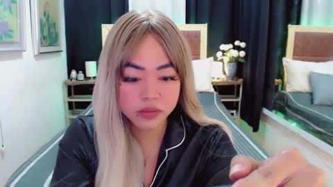 Snapshot of lustfuloffendertrina chatting on 13, 1, 2025 Trina online show from 13, 1, 2025