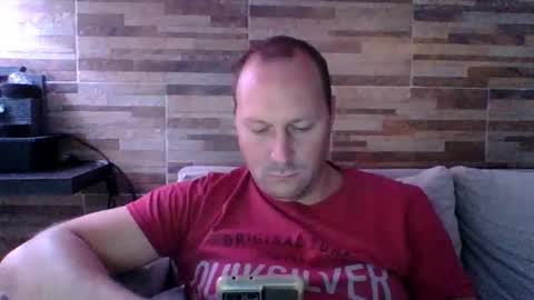 Snapshot of lustonfan chatting on 24, 3, 2026 lustonfan online show from 24, 3, 2026