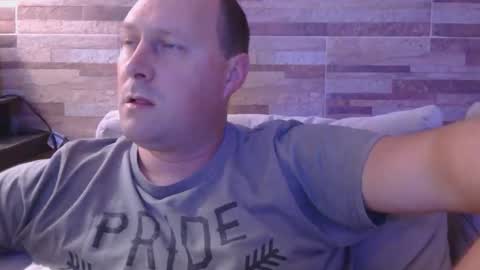 lustonfan online show from 11, 4, 2026