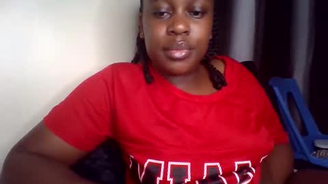 Snapshot of lustrouschoco chatting on 9, 4, 2026 lustrous-choco online show from 9, 4, 2026