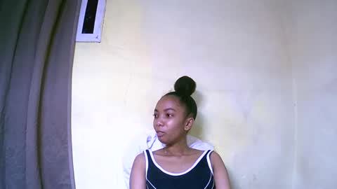 lutchia online show from 3, 10, 2025