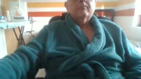 luvbigtits271 online show from 14, 1, 2026