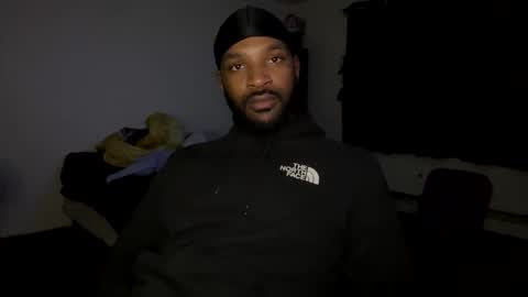 Snapshot of luverboibbc chatting on 1, 1, 2025 luverboi online show from 1, 1, 2025