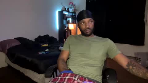 Snapshot of luverboibbc chatting on 16, 2, 2025 luverboi online show from 16, 2, 2025