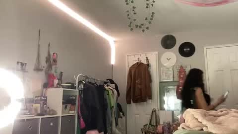 Snapshot of luvkoko chatting on 9, 9, 2025 luvkoko online show from 9, 9, 2025