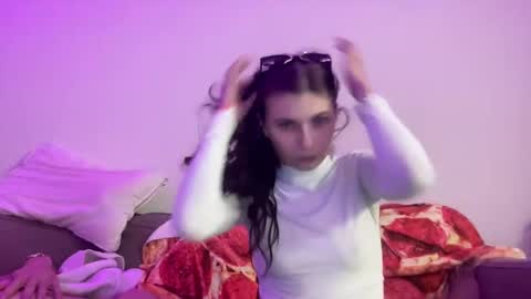 Snapshot of luvkoko chatting on 5, 10, 2025 luvkoko online show from 5, 10, 2025