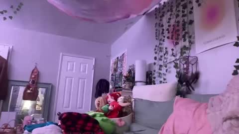 Snapshot of luvkoko chatting on 7, 10, 2025 luvkoko online show from 7, 10, 2025