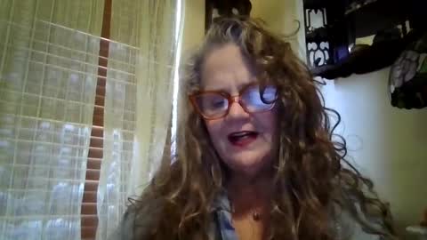 LuvMeDestinee online show from 18, 9, 2025