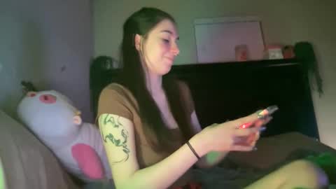 luvrxstarx online show from 6, 4, 2026