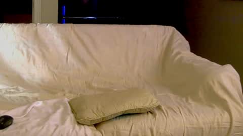 Snapshot of luvthecam2 chatting on 5, 5, 2026 M Jordan online show from 5, 5, 2026