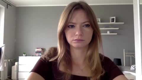 Snapshot of lux_millie chatting on 1, 10, 2025 Millie online show from 1, 10, 2025