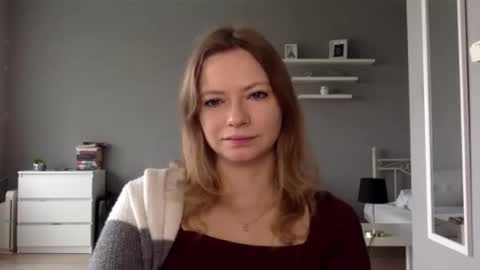 Snapshot of lux_millie chatting on 24, 10, 2025 Millie online show from 24, 10, 2025