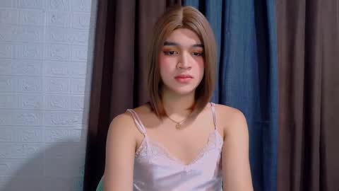 queen lux online show from 19, 2, 2026