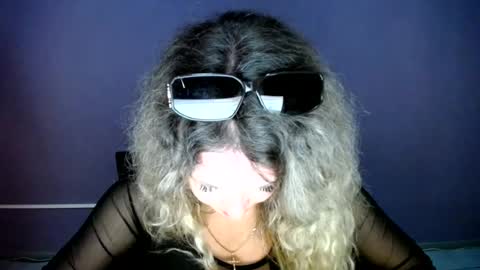 Snapshot of luxdonna chatting on 19, 6, 2026 Donna online show from 19, 6, 2026