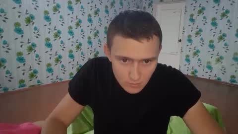 Snapshot of luxeboy_ chatting on 24, 9, 2025 Mike online show from 24, 9, 2025