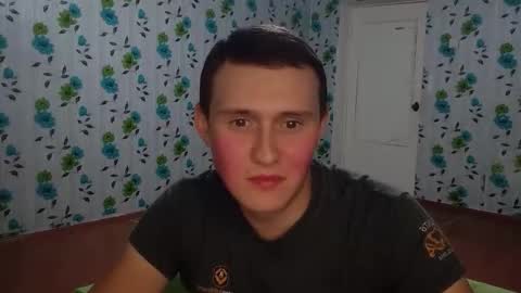 Snapshot of luxeboy_ chatting on 10, 10, 2025 Mike online show from 10, 10, 2025