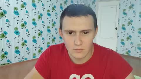 Snapshot of luxeboy_ chatting on 12, 10, 2025 Mike online show from 12, 10, 2025