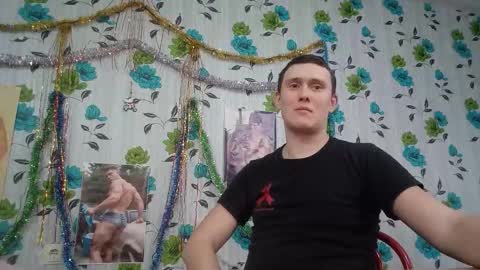 Snapshot of luxeboy_ chatting on 13, 1, 2026 Mike online show from 13, 1, 2026