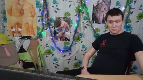 Snapshot of luxeboy_ chatting on 17, 1, 2026 Mike online show from 17, 1, 2026