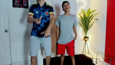 Snapshot of luxhousexx chatting on 12, 4, 2026 Jackson and Matt online show from 12, 4, 2026