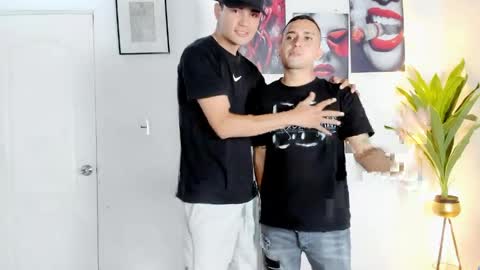 Snapshot of luxhousexx chatting on 13, 4, 2026 Jackson and Matt online show from 13, 4, 2026