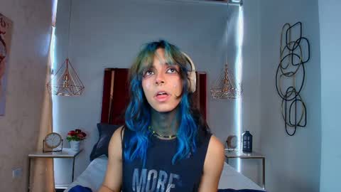 Snapshot of luxiel_ chatting on 22, 5, 2026 Luxiel 3 online show from 22, 5, 2026