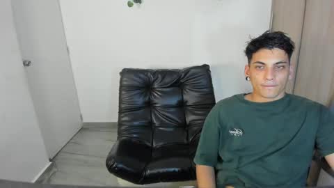 Snapshot of luxrx chatting on 11, 5, 2026 luxrx online show from 11, 5, 2026