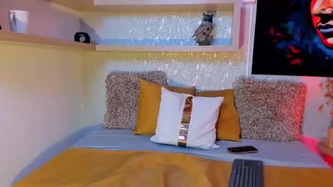 Snapshot of luxury_woman_ chatting on 11, 10, 2025 online show from 11, 10, 2025