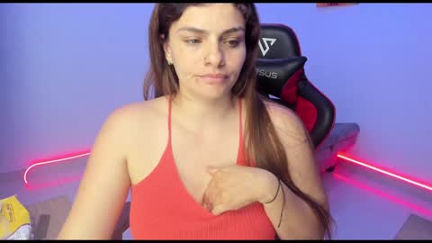 Luz Gomez online show from 23, 12, 2024