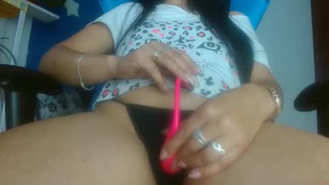 Snapshot of luzzy_cam chatting on 14, 5, 2026 luzzy I hope your visit and that we manage to get very hot online show from 14, 5, 2026