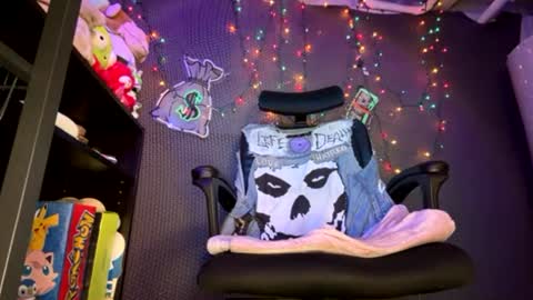 Snapshot of lxrdhxkvgemvsterjuice chatting on 19, 7, 2026 lxrdhxkvgemvsterjuice online show from 19, 7, 2026
