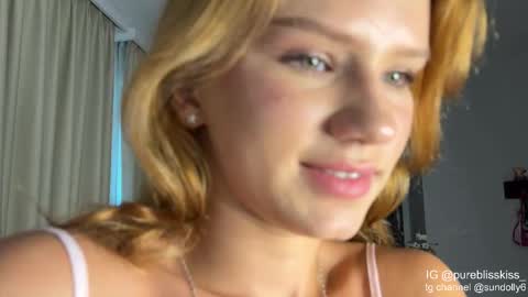 lxsundolyxl_ online show from 26, 2, 2026