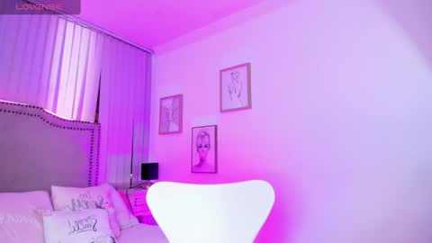 lya_brown online show from 13, 7, 2026
