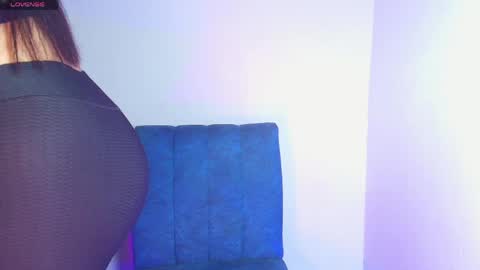 LYA DUBOIS  online show from 27, 5, 2026