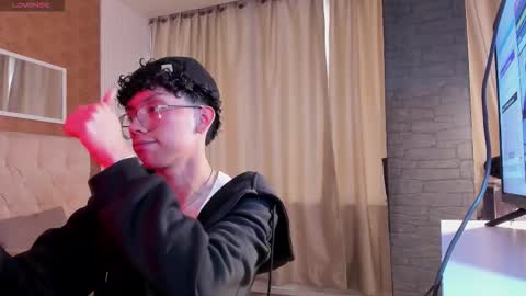 Lyan online show from 9, 3, 2026