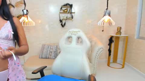 Snapshot of lyasweetxx chatting on 19, 10, 2025 Lya Sweetxx online show from 19, 10, 2025