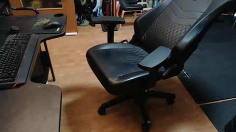 lycraboy123 online show from 12, 4, 2026